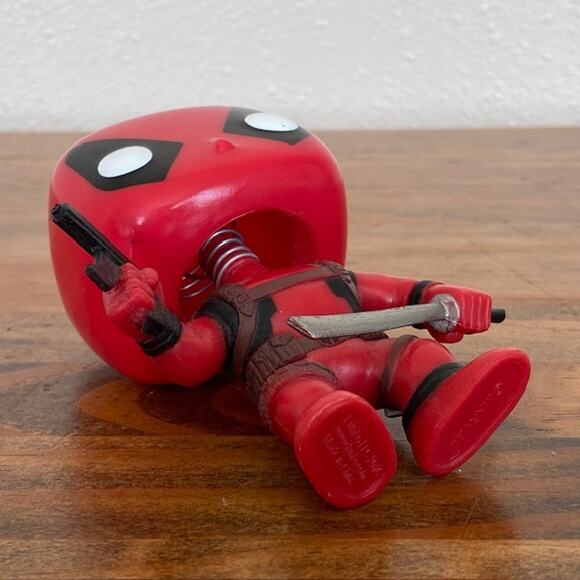 3/ $21 Funko Pop! DC Comics - Deadpool 20 - Picture 3 of 6